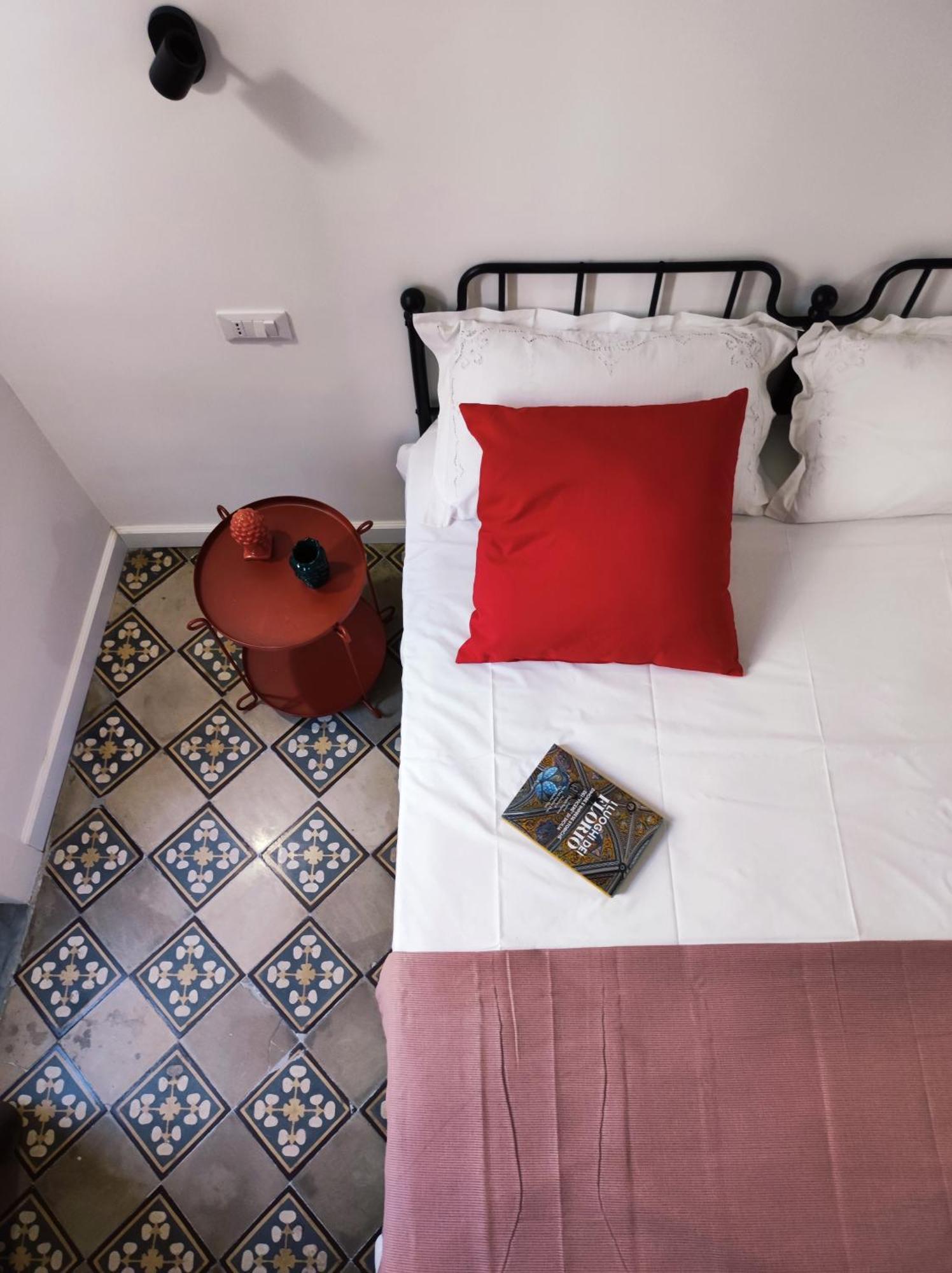 Donna Oliva Guest House Palermo Zewnętrze zdjęcie